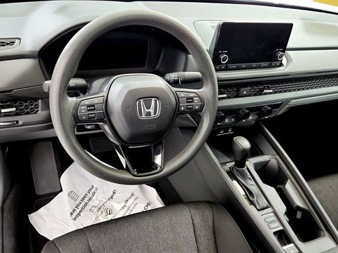 Used 2025 Honda Accord SE image 24