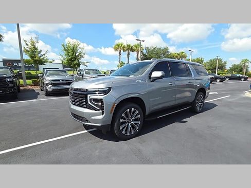 New 2026 Chevrolet Suburban High Country w/ Sun And Tow Package AWD/4WD image 27