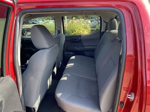 Used 2023 Toyota Tacoma SR AWD/4WD image 46