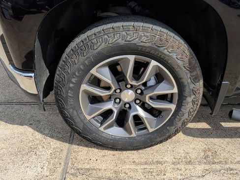 Used 2020 Chevrolet Silverado 1500 LT w/ Texas Edition image 46