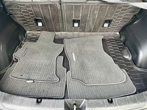 Used 2019 Subaru Crosstrek 2.0i Premium w/ Moonroof Package image 33