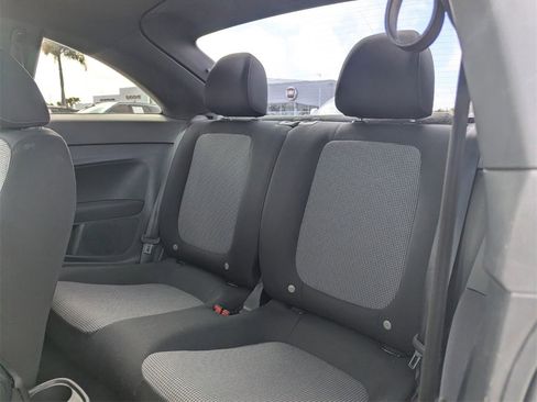 Used 2017 Volkswagen Beetle 1.8T S image 16