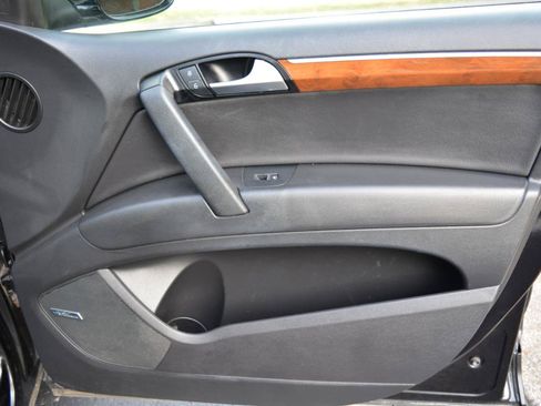 Used 2014 Audi Q7 TDI Premium Plus w/ Premium Plus Package AWD/4WD image 13