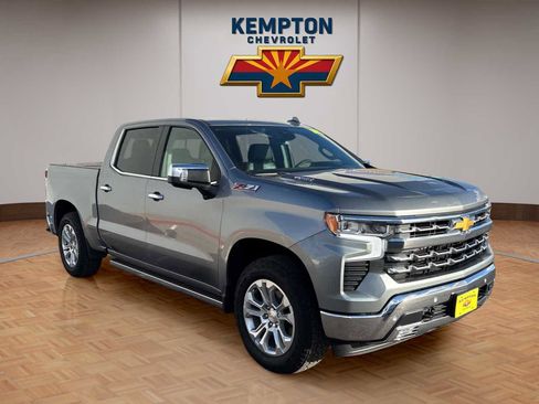 Used 2025 Chevrolet Silverado 1500 LTZ image 8