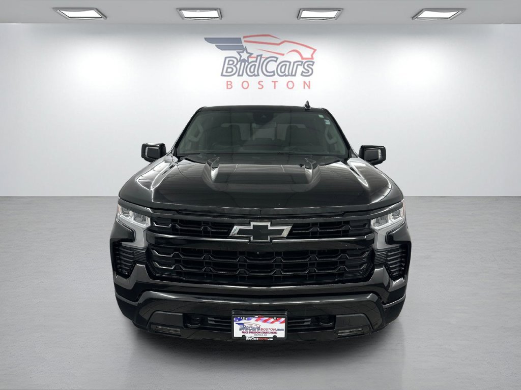 Used 2023 Chevrolet Silverado 1500 RST AWD/4WD image 2