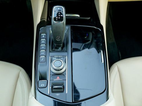 Used 2022 Maserati Levante GT image 46