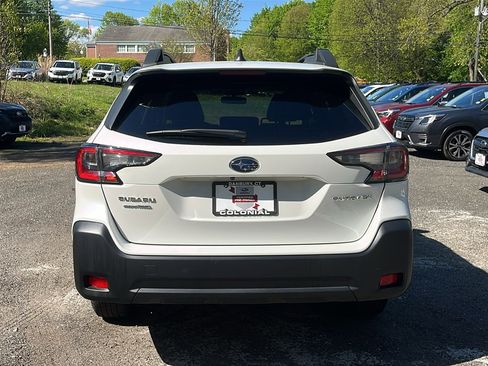 Certified 2025 Subaru Outback Premium AWD/4WD image 6