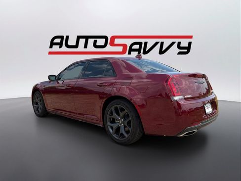 Used 2023 Chrysler 300 S RWD image 7