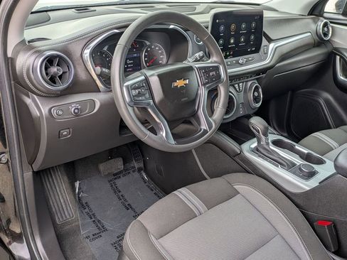 Used 2025 Chevrolet Blazer LT AWD/4WD image 14