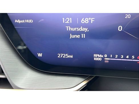 Certified 2025 Buick Envision Avenir AWD/4WD image 16