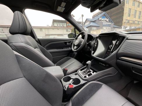 Certified 2025 Subaru Forester Touring AWD/4WD image 19