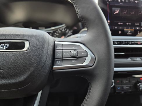 New 2026 Jeep Compass Limited AWD/4WD image 41