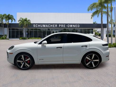 Used 2026 Porsche Cayenne GTS AWD/4WD image 4
