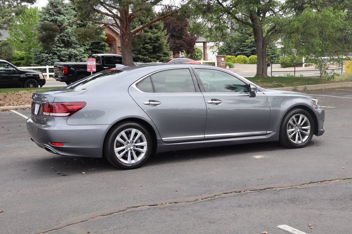 Used 2014 Lexus LS 460 AWD w/ Comfort Package image 4