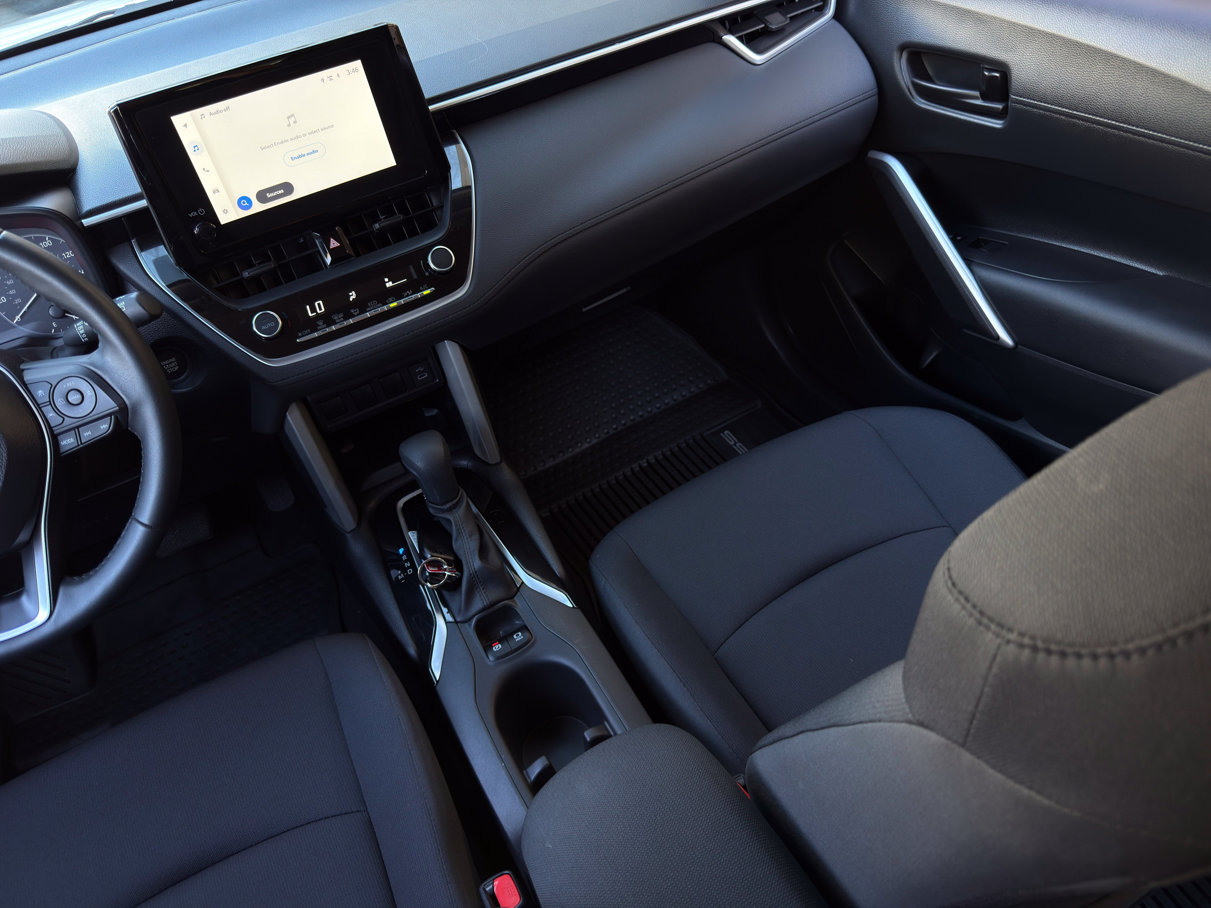 Certified 2025 Toyota Corolla Cross LE FWD image 12