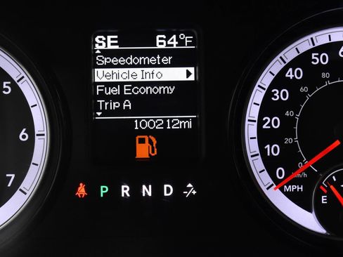 Used 2021 RAM 1500 Classic SLT AWD/4WD image 17