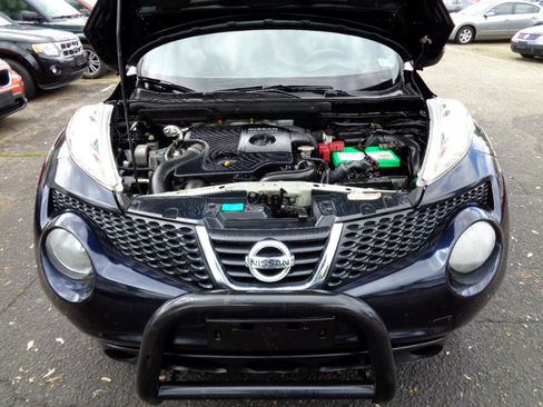 Used 2013 Nissan Juke S image 24