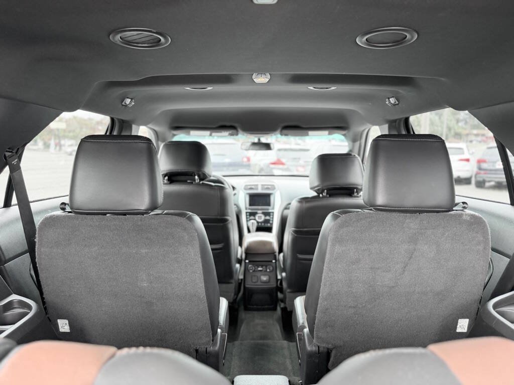 Used 2014 Ford Explorer Limited w/ Equipment Group 301A AWD/4WD image 19