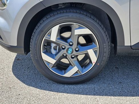 New 2026 Hyundai Venue SEL FWD image 12