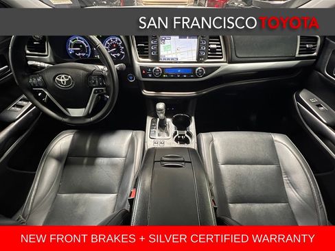 Certified 2019 Toyota Highlander XLE image 25