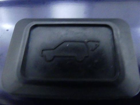 Used 2021 Toyota RAV4 XLE w/ Convenience Package FWD image 31