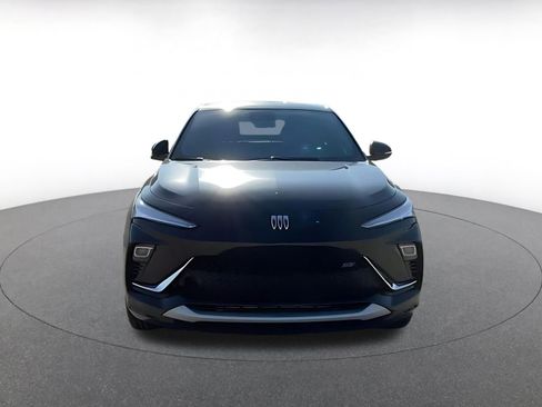 Used 2025 Buick Envista Sport Touring image 4