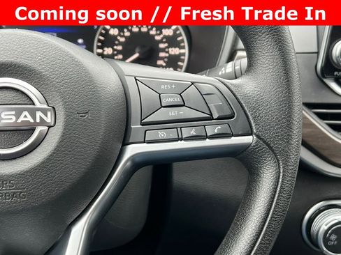 Used 2024 Nissan Altima 2.5 SV image 19