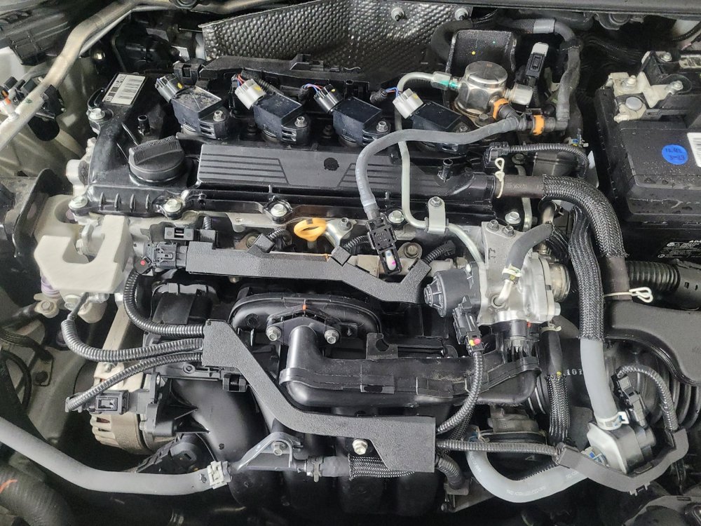 Used 2024 Toyota Corolla LE FWD image 30