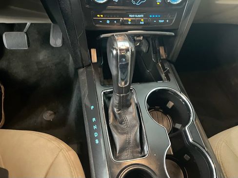 Used 2017 Ford Explorer FWD image 16