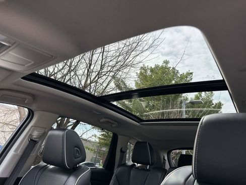 Certified 2023 Acura MDX SH-AWD w/ Advance Package image 18