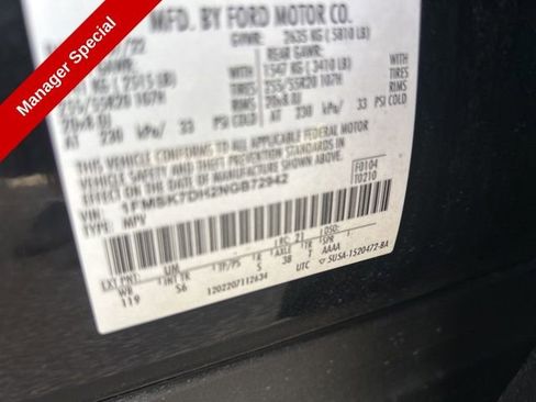 Used 2022 Ford Explorer XLT w/ Equipment Group 202A RWD image 35