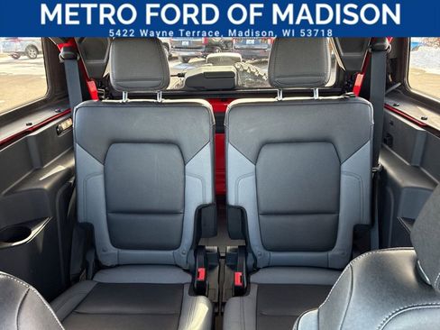 Used 2024 Ford Bronco Black Diamond w/ Sasquatch Package image 36