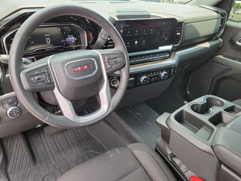 Used 2024 GMC Sierra 1500 Elevation AWD/4WD image 10