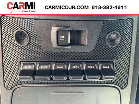 Used 2017 Ford F150 Raptor w/ Equipment Group 802A Luxury image 36