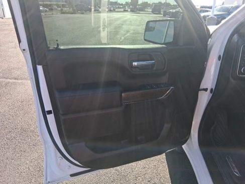 Used 2021 Chevrolet Silverado 1500 LT Trail Boss w/ Bed Protection Package AWD/4WD image 15