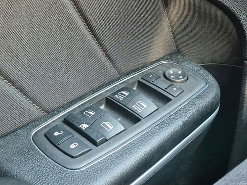 Used 2023 Dodge Charger SXT RWD image 11