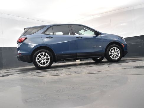 Used 2024 Chevrolet Equinox LS image 28