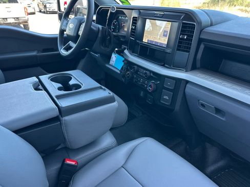New 2026 Ford F550 4x4 Regular Cab Super Duty image 14