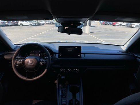 Certified 2025 Honda Accord LX image 10