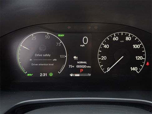 Used 2025 Honda CR-V Sport image 30