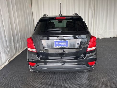 Used 2022 Chevrolet Trax LT w/ Midnight Edition AWD/4WD image 26