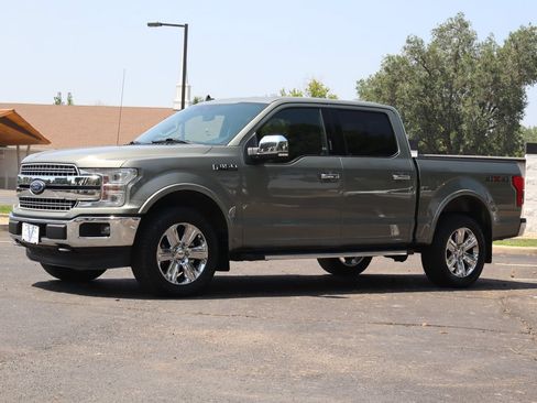 Used 2019 Ford F150 Lariat w/ Equipment Group 502A Luxury AWD/4WD image 11