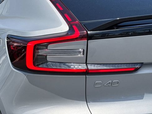 Certified 2023 Volvo C40 P8 Recharge Plus AWD/4WD image 25