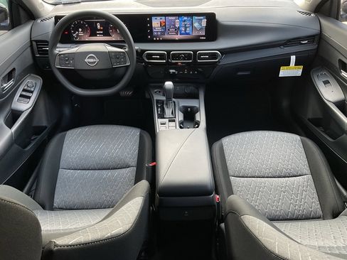 New 2026 Nissan Sentra SV image 18