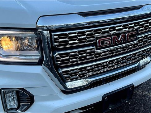 Used 2022 GMC Canyon Denali image 34