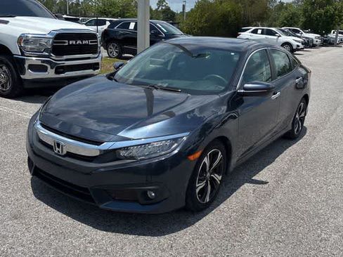 Used 2017 Honda Civic Touring image 11