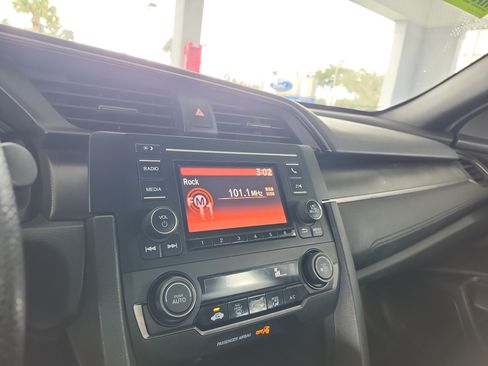 Used 2020 Honda Civic LX image 14