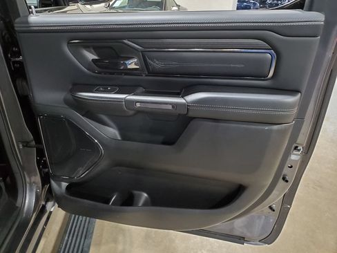 Used 2022 RAM 1500 Limited AWD/4WD image 21