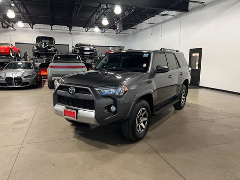 Used 2019 Toyota 4Runner TRD Off-Road image 7
