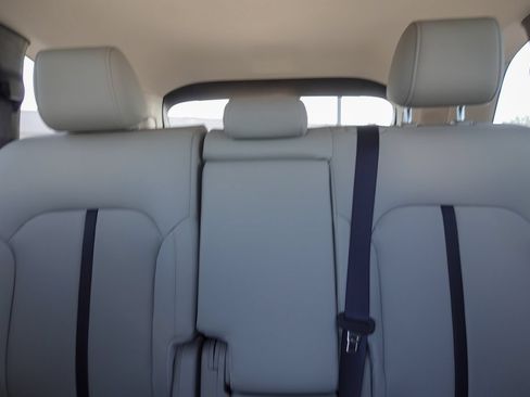 Certified 2025 MAZDA CX-70 Plug-In Hybrid w/ Premium Pkg AWD/4WD image 15